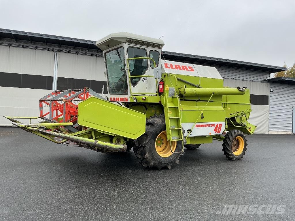 CLAAS 48 Θεριζοαλωνιστικές μηχανές