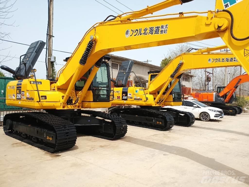 Komatsu PC 200 Εκσκαφείς με ερπύστριες