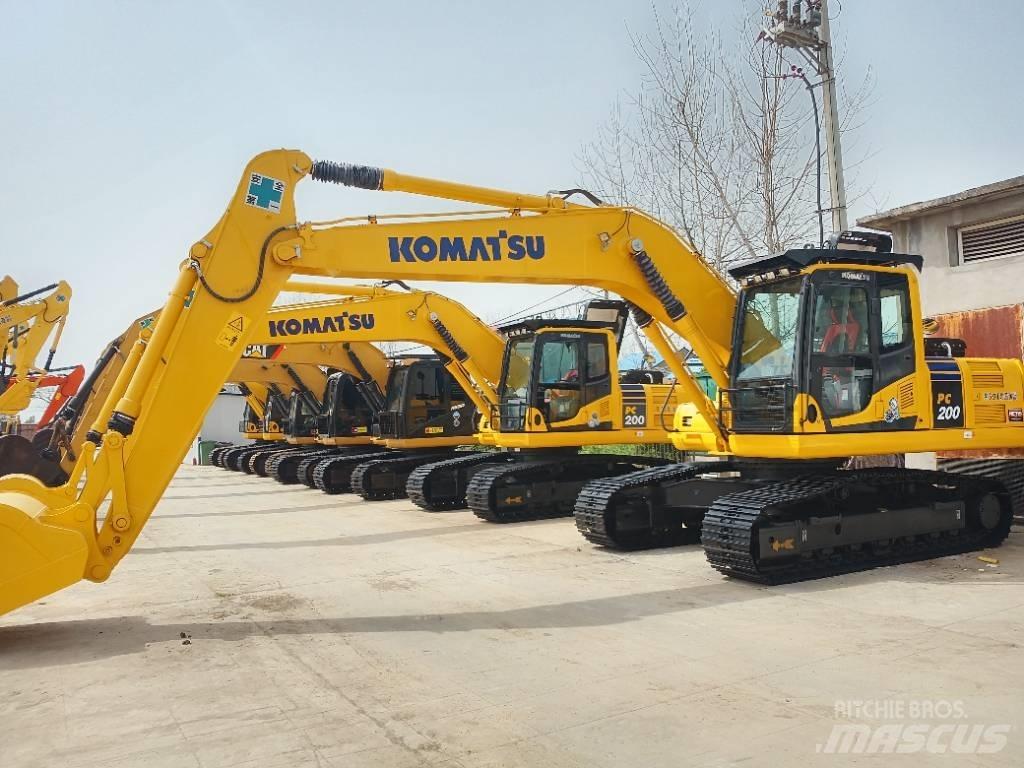 Komatsu PC 200 Εκσκαφείς με ερπύστριες
