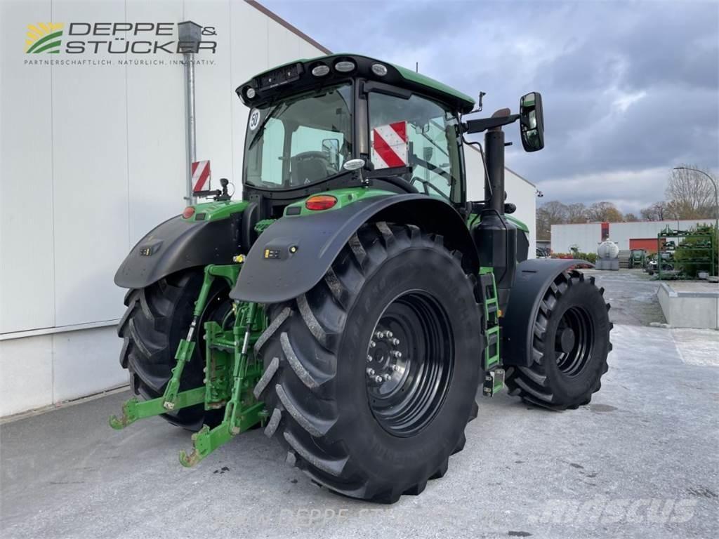 John Deere 6250R Τρακτέρ