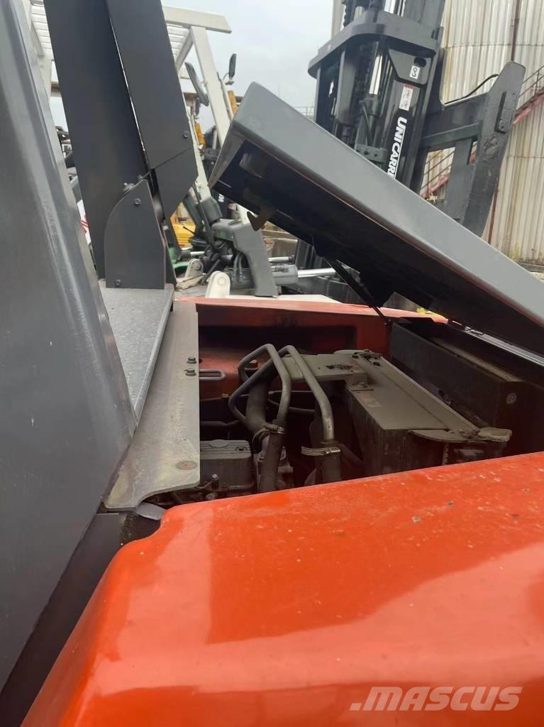 Toyota 7 Ton Πετρελαιοκίνητα Κλαρκ