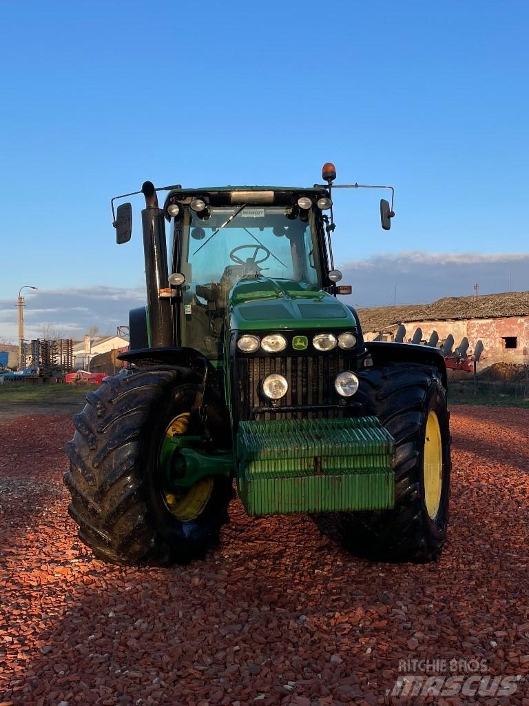 John Deere 8230 Τρακτέρ