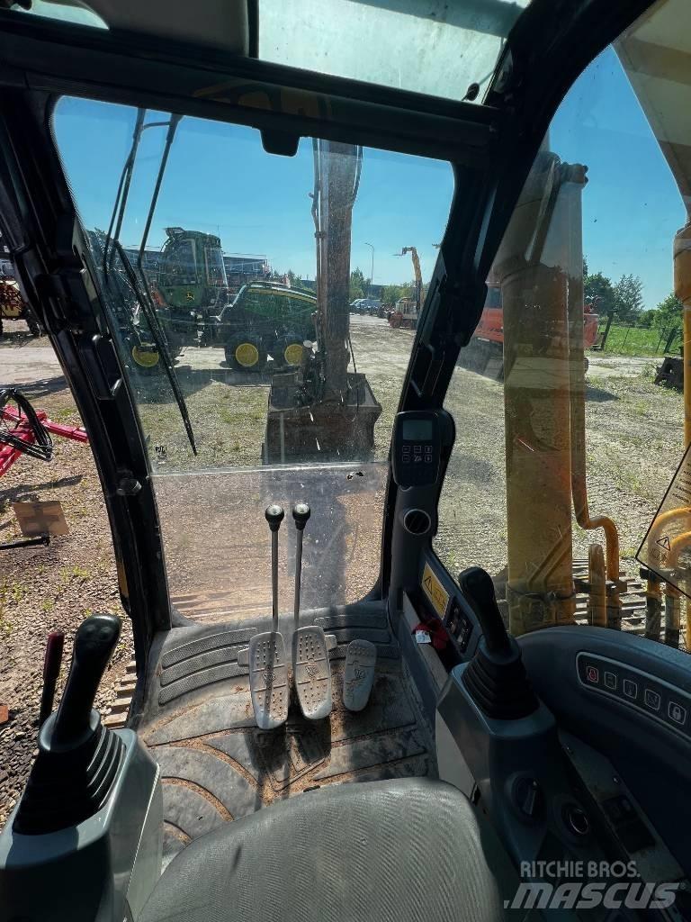 JCB JS 220 Εκσκαφείς με ερπύστριες