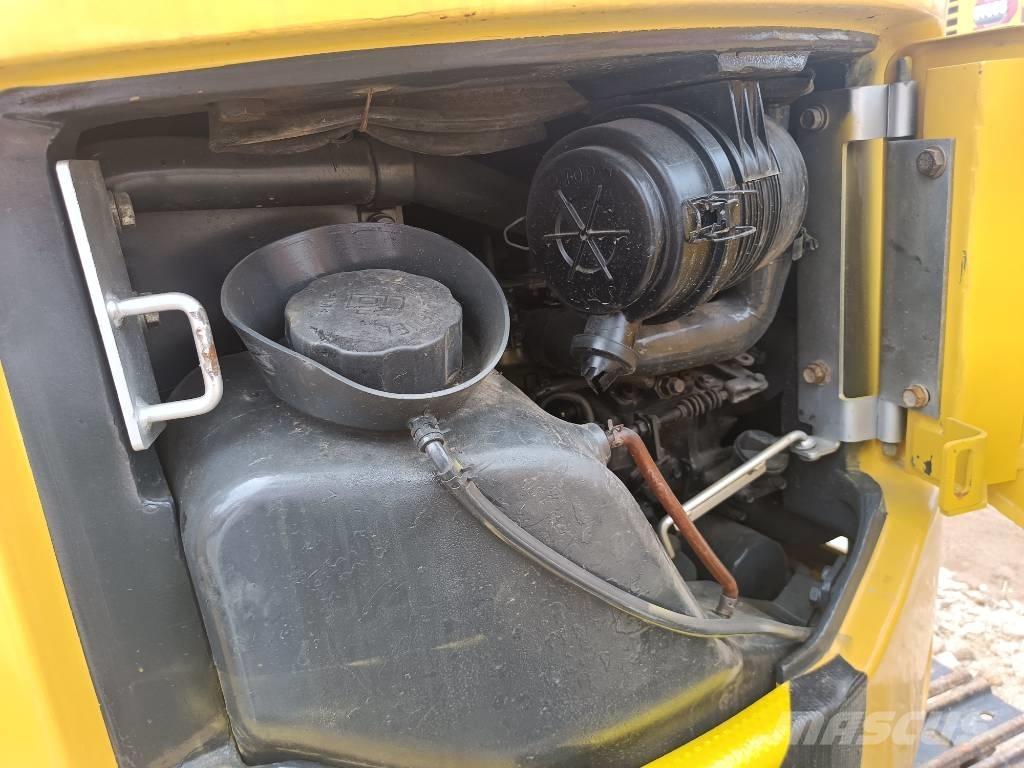 Komatsu PC 18 Εκσκαφείς με ερπύστριες