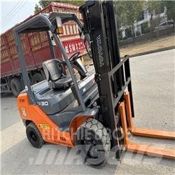 Toyota 8 FDK 30 Πετρελαιοκίνητα Κλαρκ