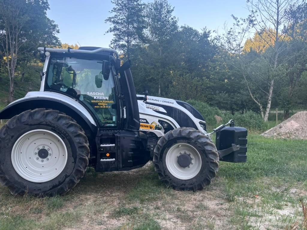 Valtra T 145 Τρακτέρ δασοπονίας