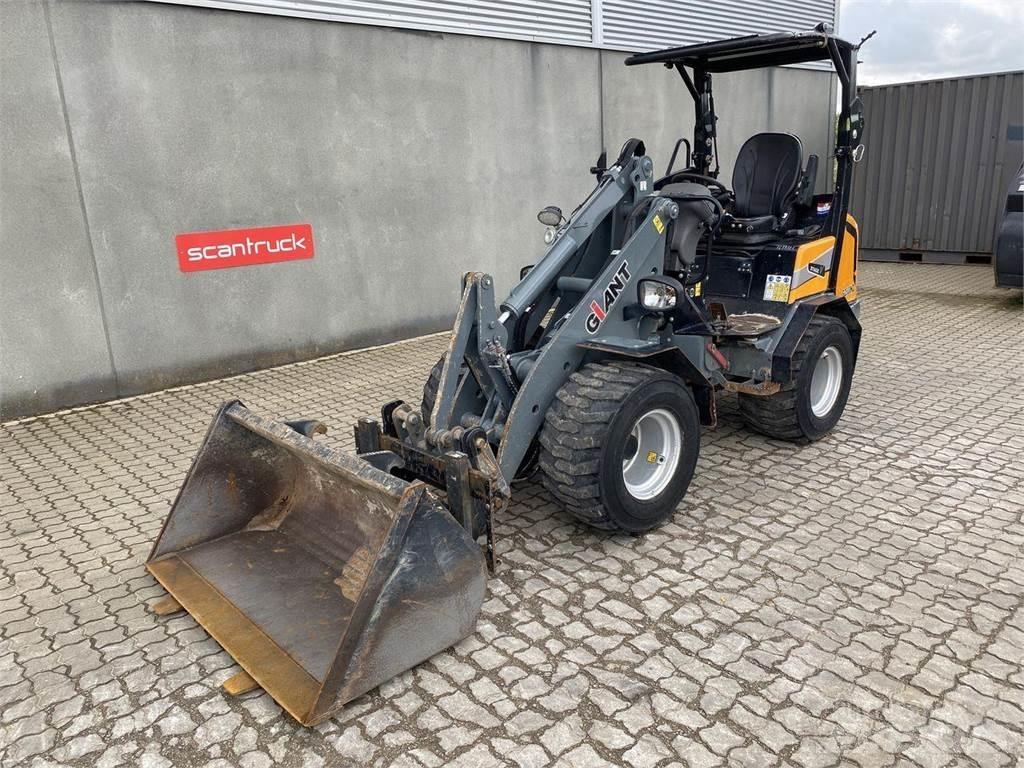 GiANT G2500HD Φορτωτές πολλαπλών χρήσεων