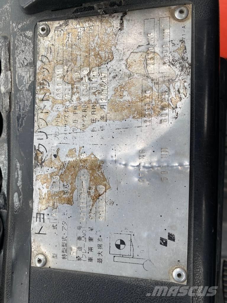 Toyota 42-7 FG 25 Περονοφόρα ανυψωτικά κλαρκ με φυσικό αέριο LPG
