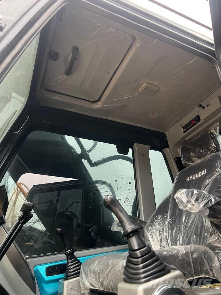 Hyundai HX 220 HD Εκσκαφείς με ερπύστριες