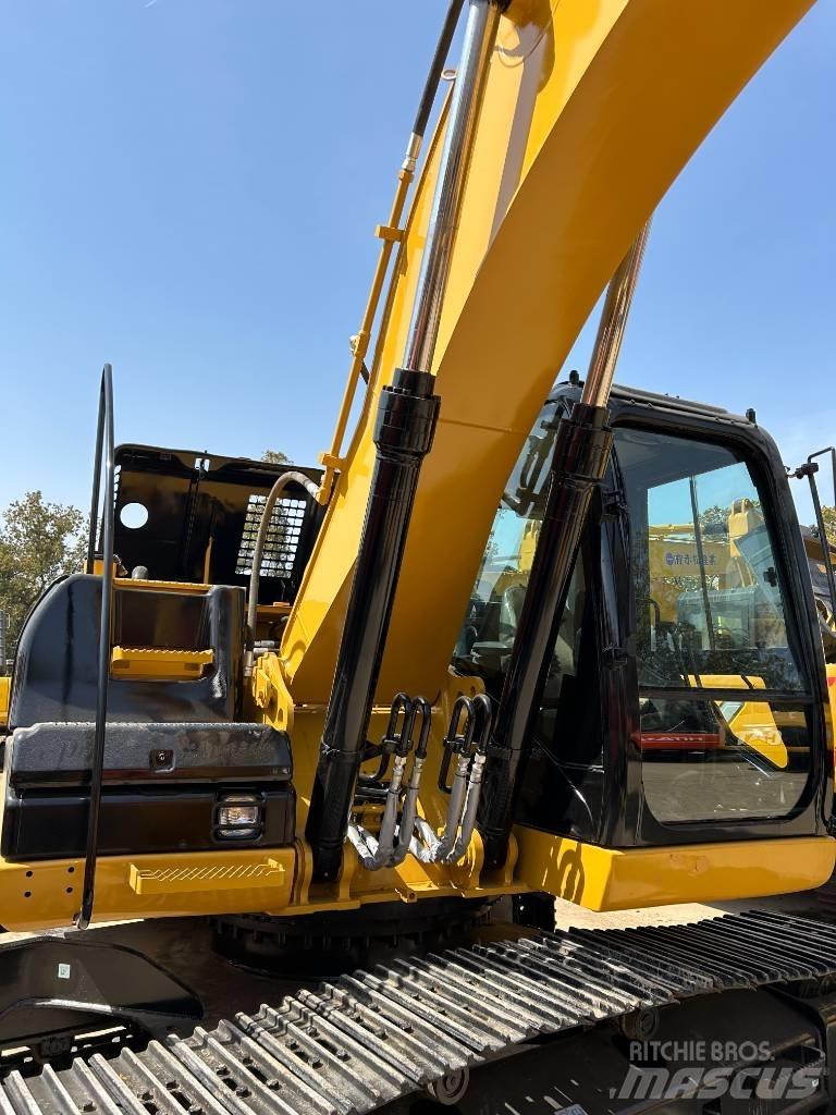 CAT 323 D Εκσκαφείς με ερπύστριες