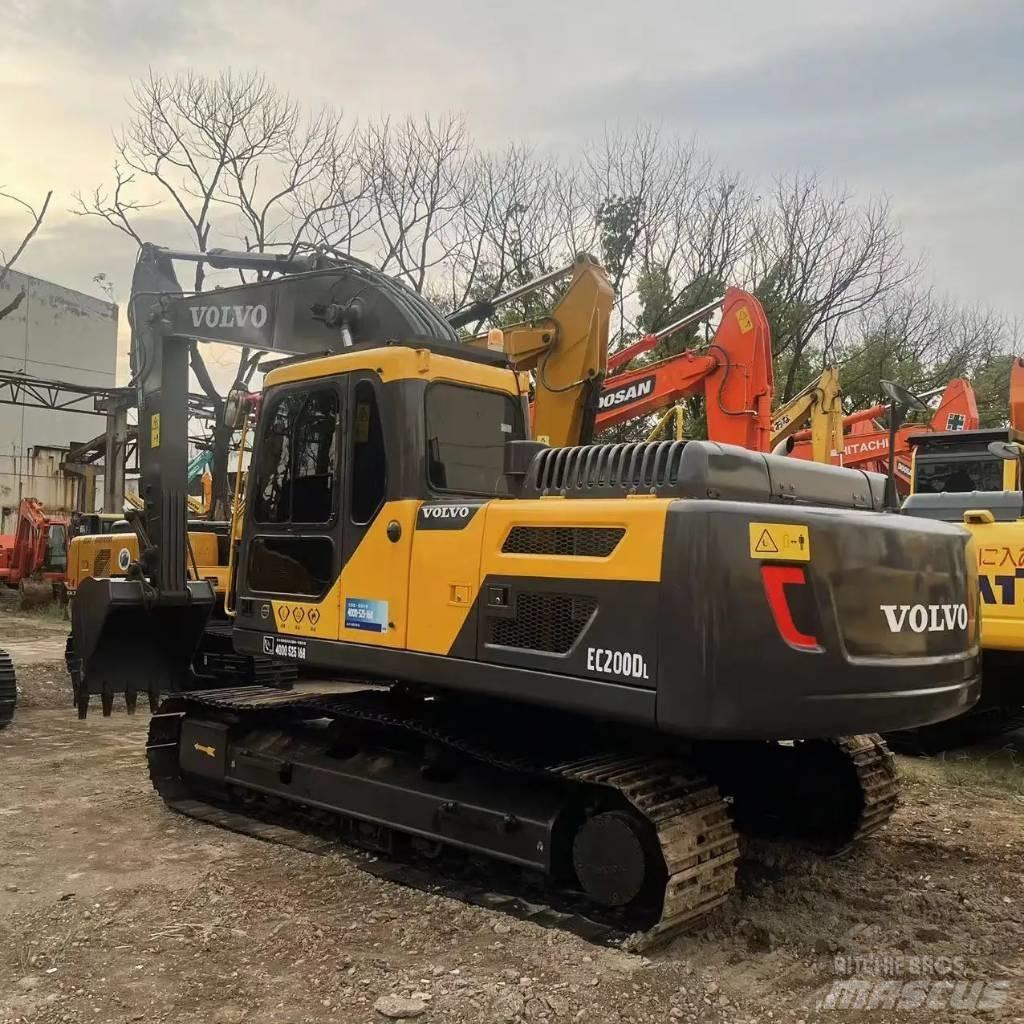 Volvo EC200DL Εκσκαφείς με ερπύστριες