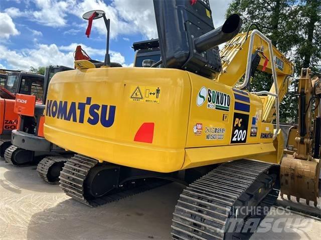 Komatsu PC 200-8 Εκσκαφείς με ερπύστριες