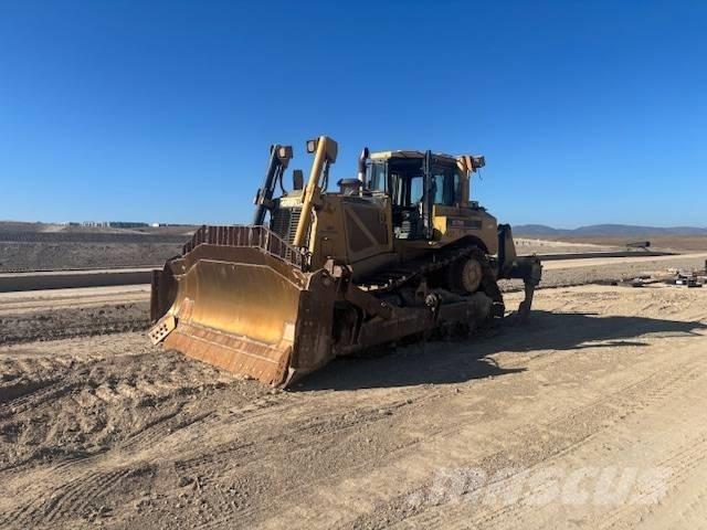 CAT D 8 T Μπουλντόζες με ερπύστριες