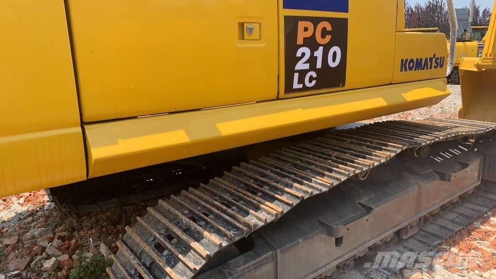 Komatsu PC 210 LC Εκσκαφείς με ερπύστριες