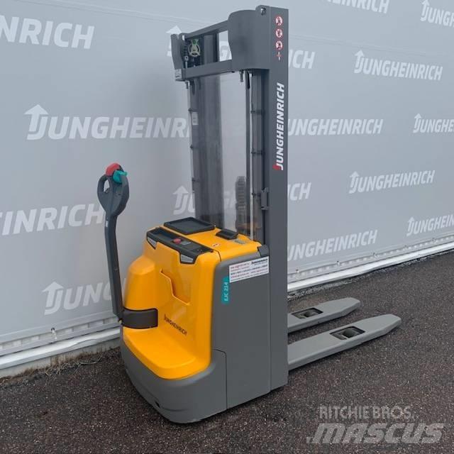 Jungheinrich EJC 214 Παλετοφόρα πεζού χειριστή με ιστό