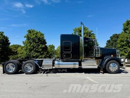 Kenworth W 900 Τράκτορες