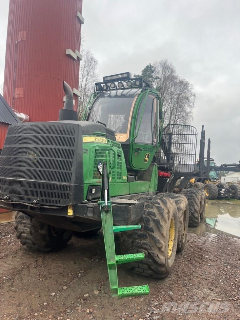 John Deere 1110G Μεταφορείς ξυλείας
