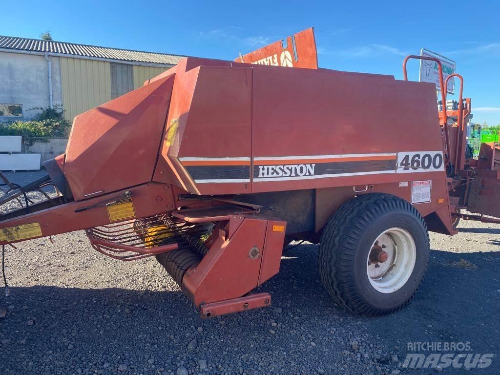 Hesston 4600 Πρέσες τετράγωνων δεμάτων