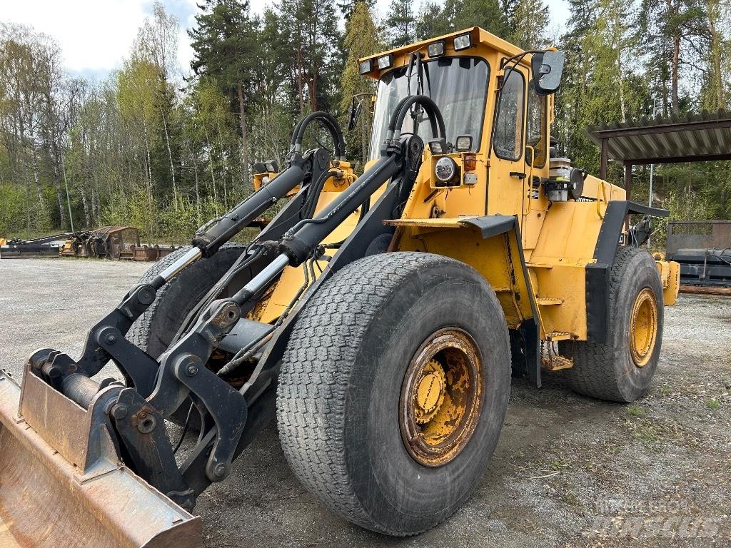 Volvo L 120 Φορτωτές με λάστιχα (Τροχοφόροι)