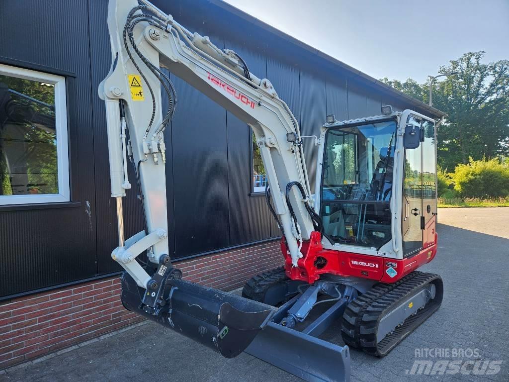 Takeuchi TB 240 Εκσκαφάκι (διαβολάκι) < 7t