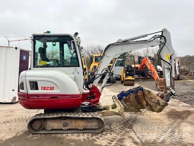 Takeuchi TB 230 Εκσκαφάκι (διαβολάκι) < 7t