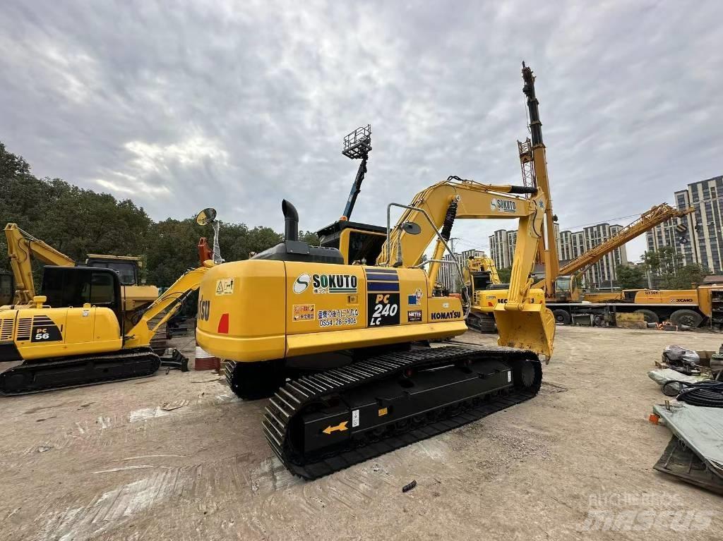 Komatsu PC 240 Εκσκαφείς με ερπύστριες