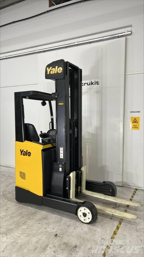 Yale MR 14 Ανυψωτικά στενών δρόμων