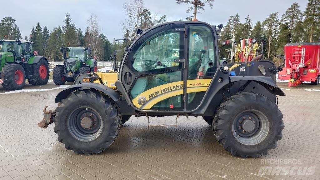 New Holland TH 7.42 Τηλεσκοπικοί ανυψωτές