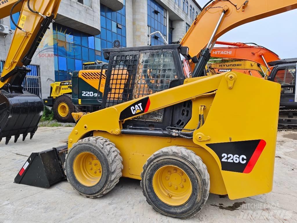 CAT 226c Φορτωτάκια