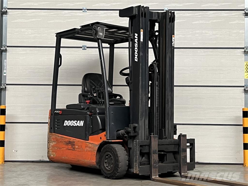 Doosan B18T-5 Ηλεκτρικά περονοφόρα ανυψωτικά κλαρκ