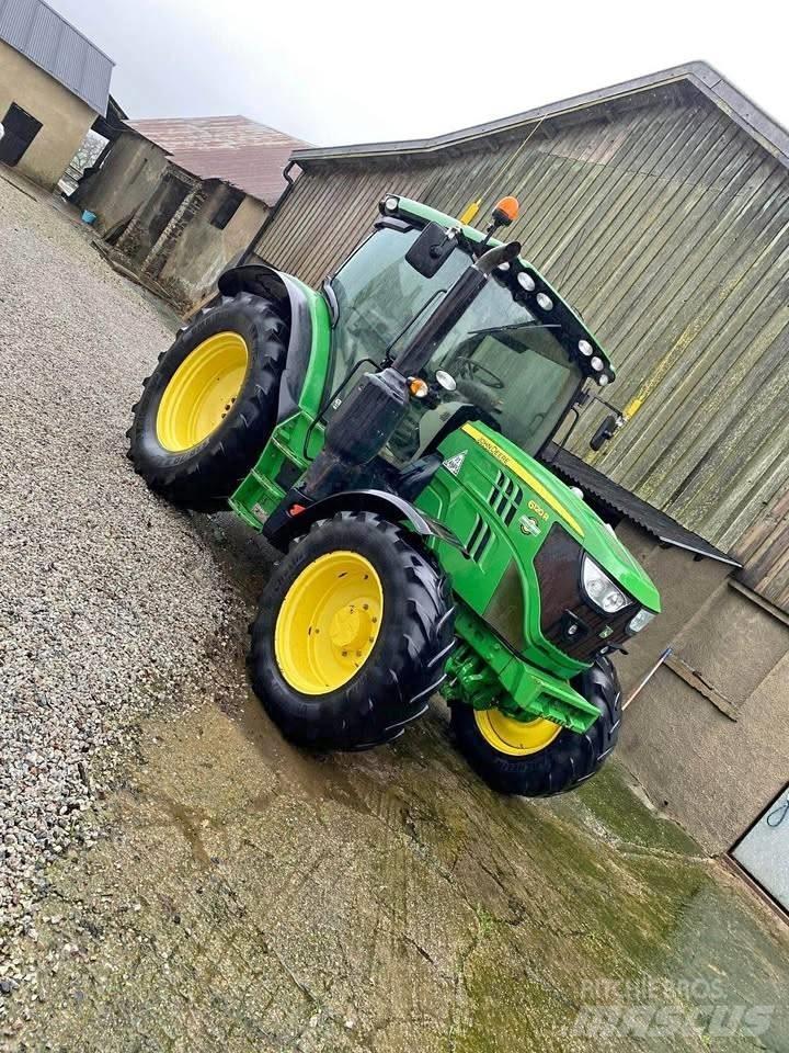 John Deere 6120 R Τρακτέρ