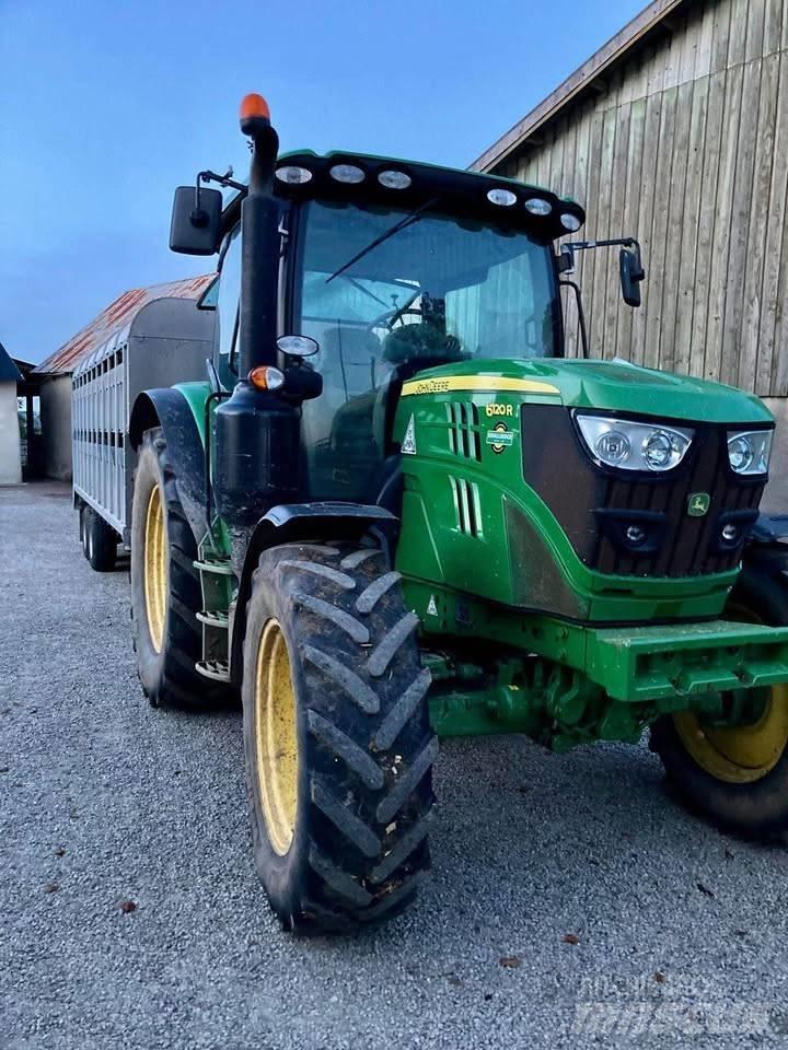 John Deere 6120 R Τρακτέρ