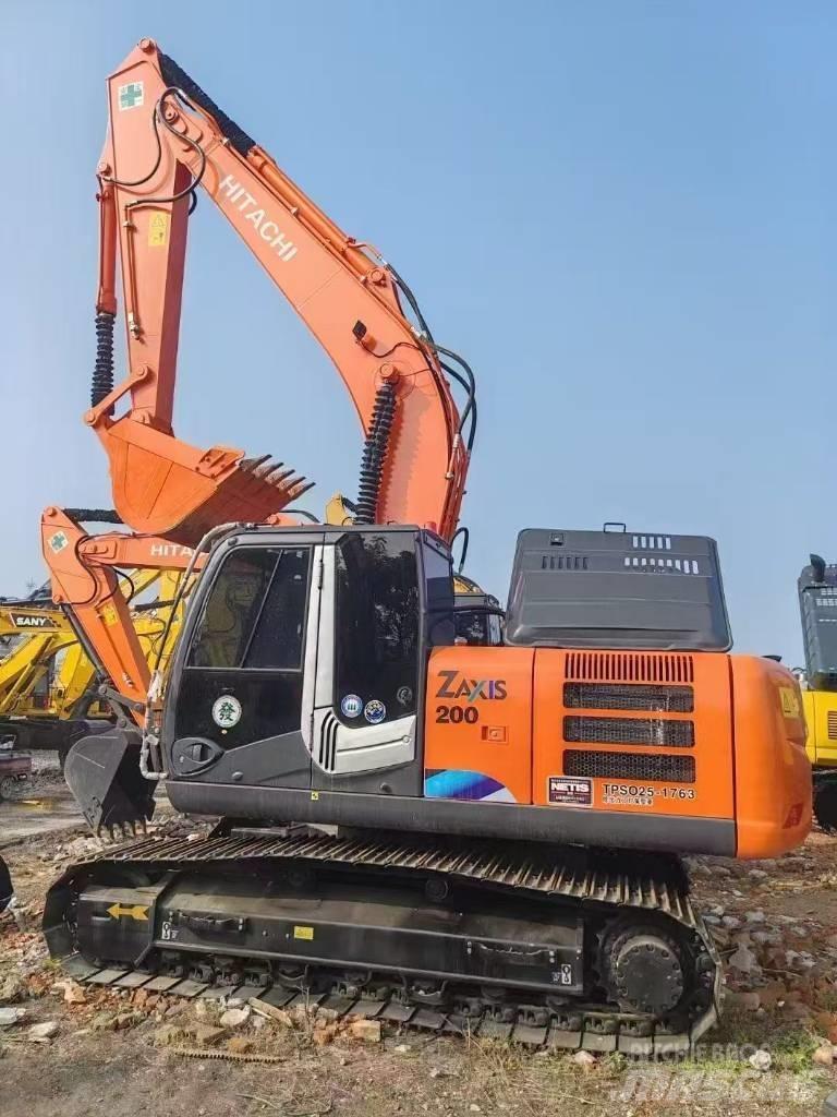Hitachi 200-3 Εκσκαφείς με ερπύστριες