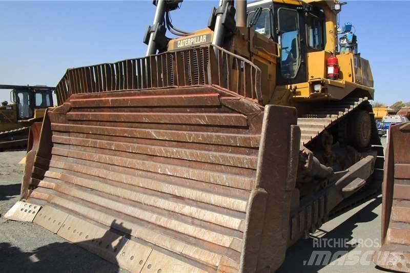 CAT D9R Μπουλντόζες με ερπύστριες