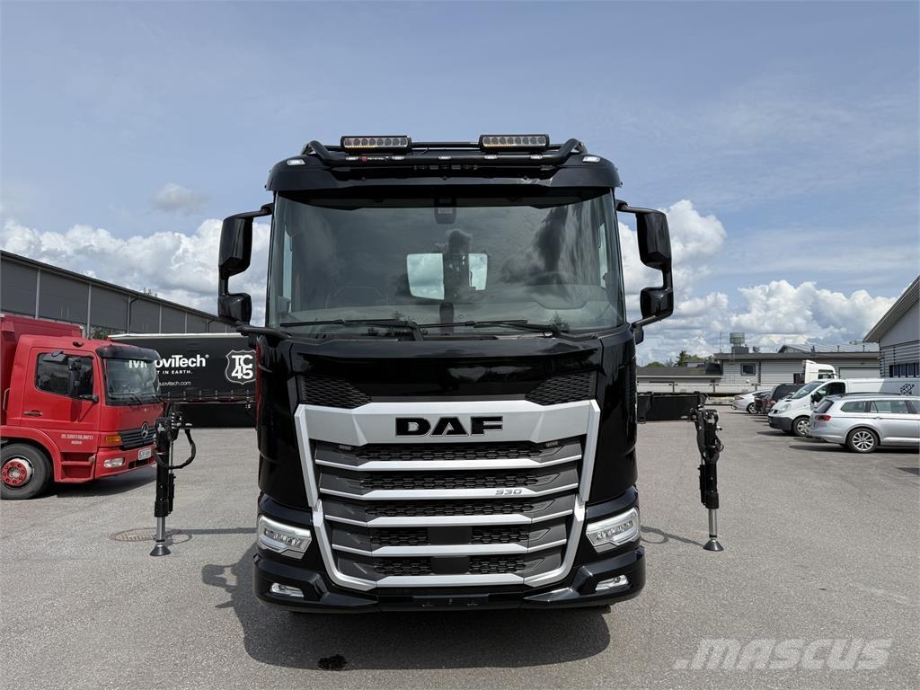 DAF XF 530 FAW 8X4 Φορτηγά με Γερανό