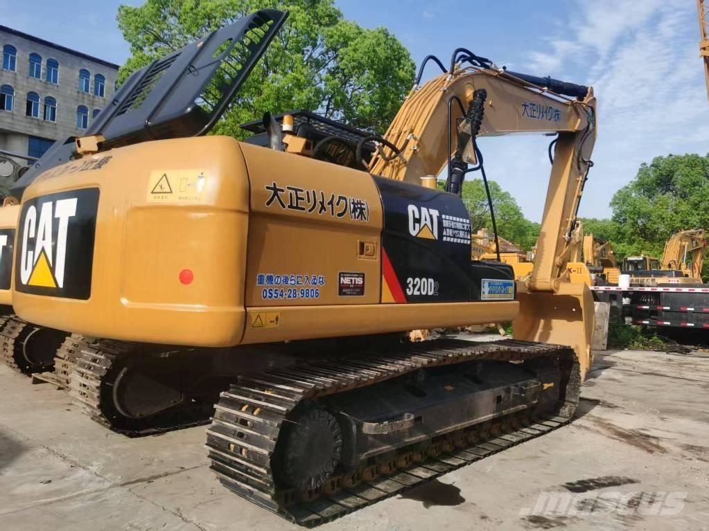 CAT 320d2 Εκσκαφείς με ερπύστριες