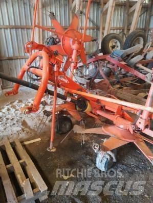 Kuhn GF 5001 Τσουγκράνες και χορτοξηραντικές μηχανές