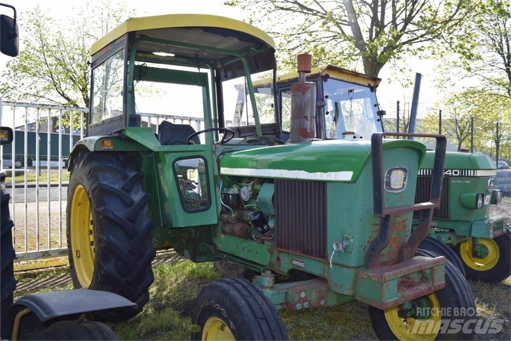 John Deere 2130 Τρακτέρ