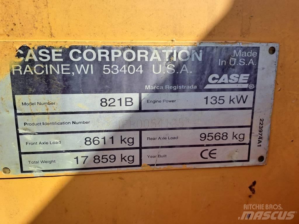 CASE 821 B Φορτωτές με λάστιχα (Τροχοφόροι)