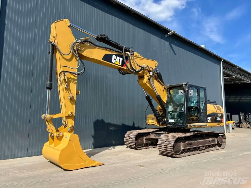 CAT 323D LN VA Εκσκαφείς με ερπύστριες
