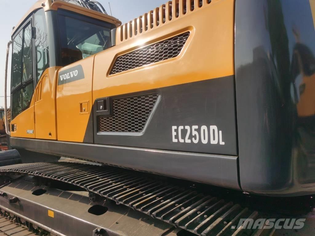 Volvo EC 250 D L Εκσκαφείς με ερπύστριες