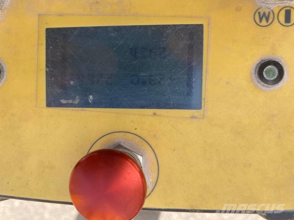 Brokk 170 Εκσκαφείς κατεδαφίσεων