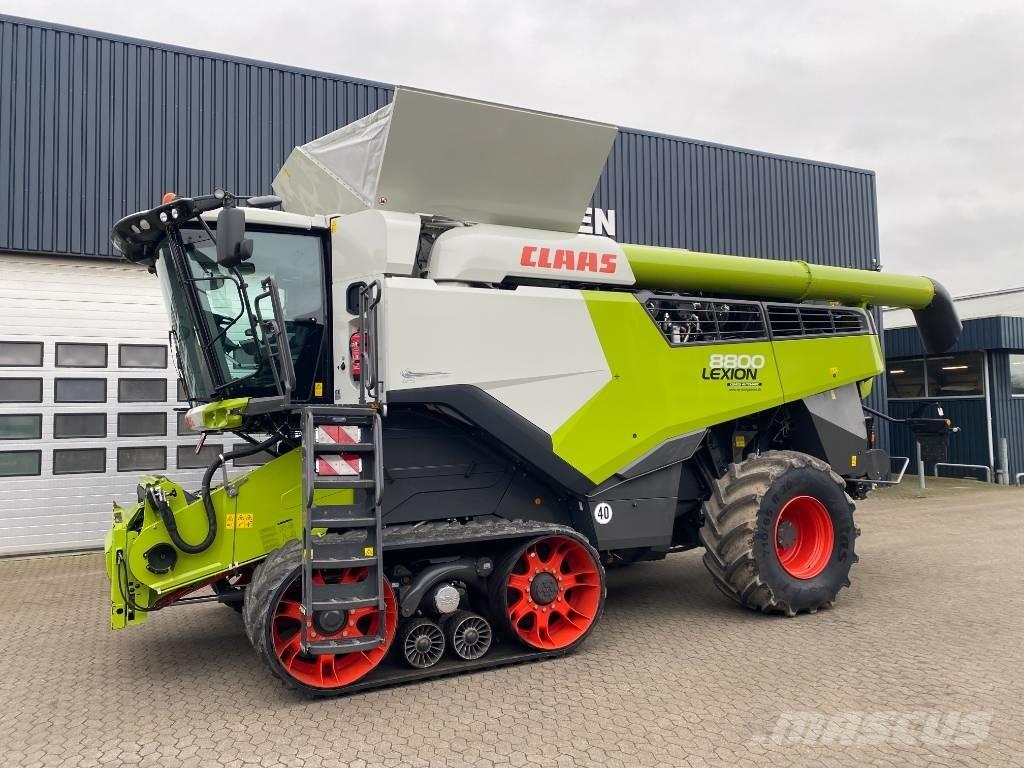 CLAAS Lexion 8800 TT Θεριζοαλωνιστικές μηχανές