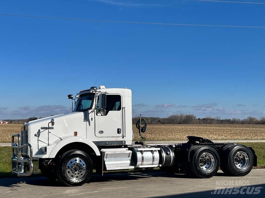 Kenworth T 800 Τράκτορες