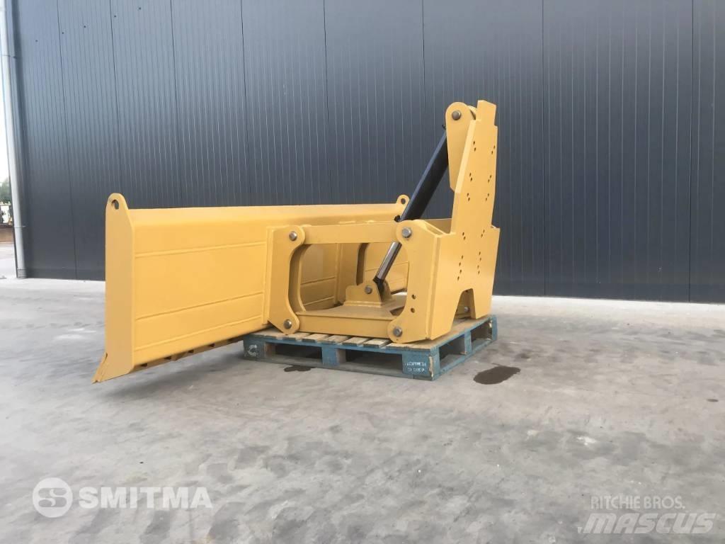 CAT 120M2 Πτερύγια