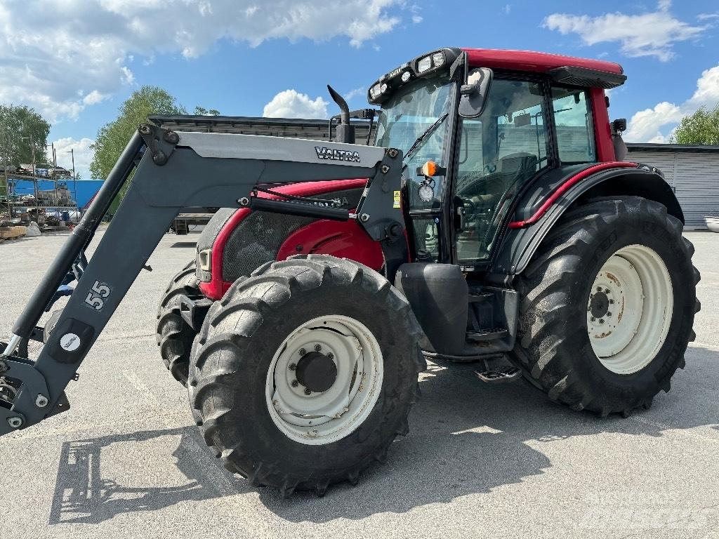 Valtra N141 Advance Τρακτέρ