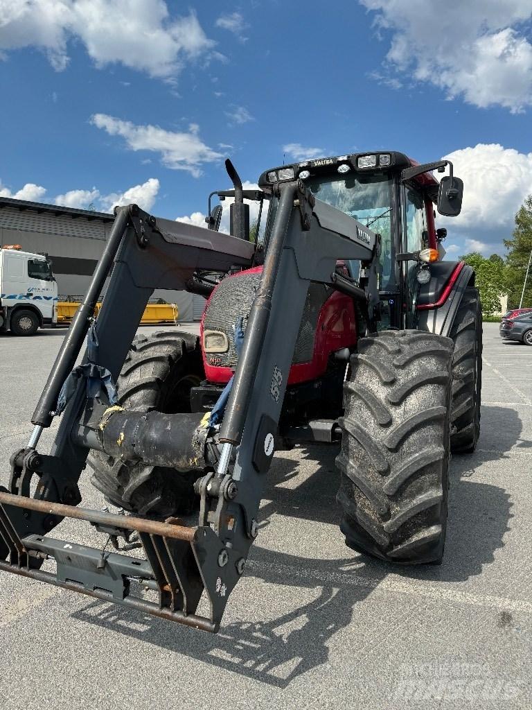 Valtra N141 Advance Τρακτέρ