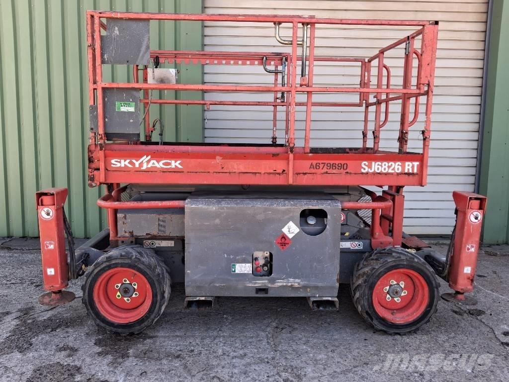 SkyJack SJ 6826 RT Ανυψωτήρες ψαλιδωτής άρθρωσης