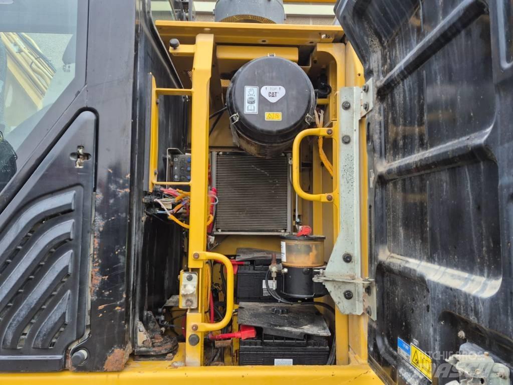 CAT 329E Εκσκαφείς με ερπύστριες