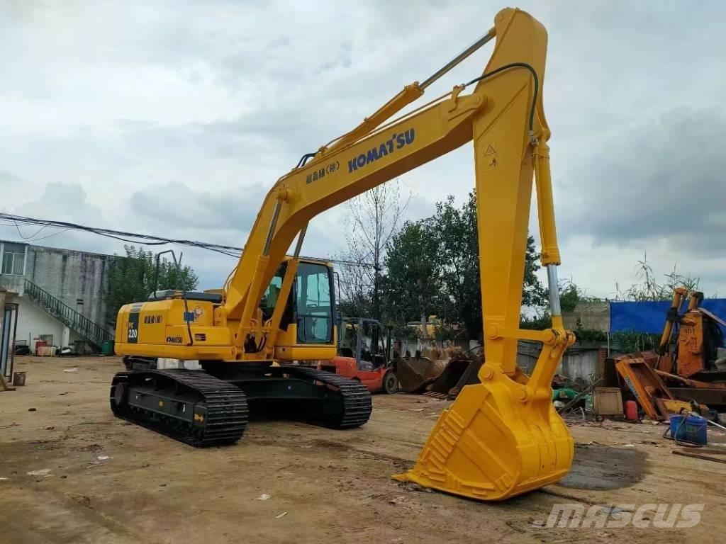 Komatsu PC 220 Εκσκαφείς με ερπύστριες